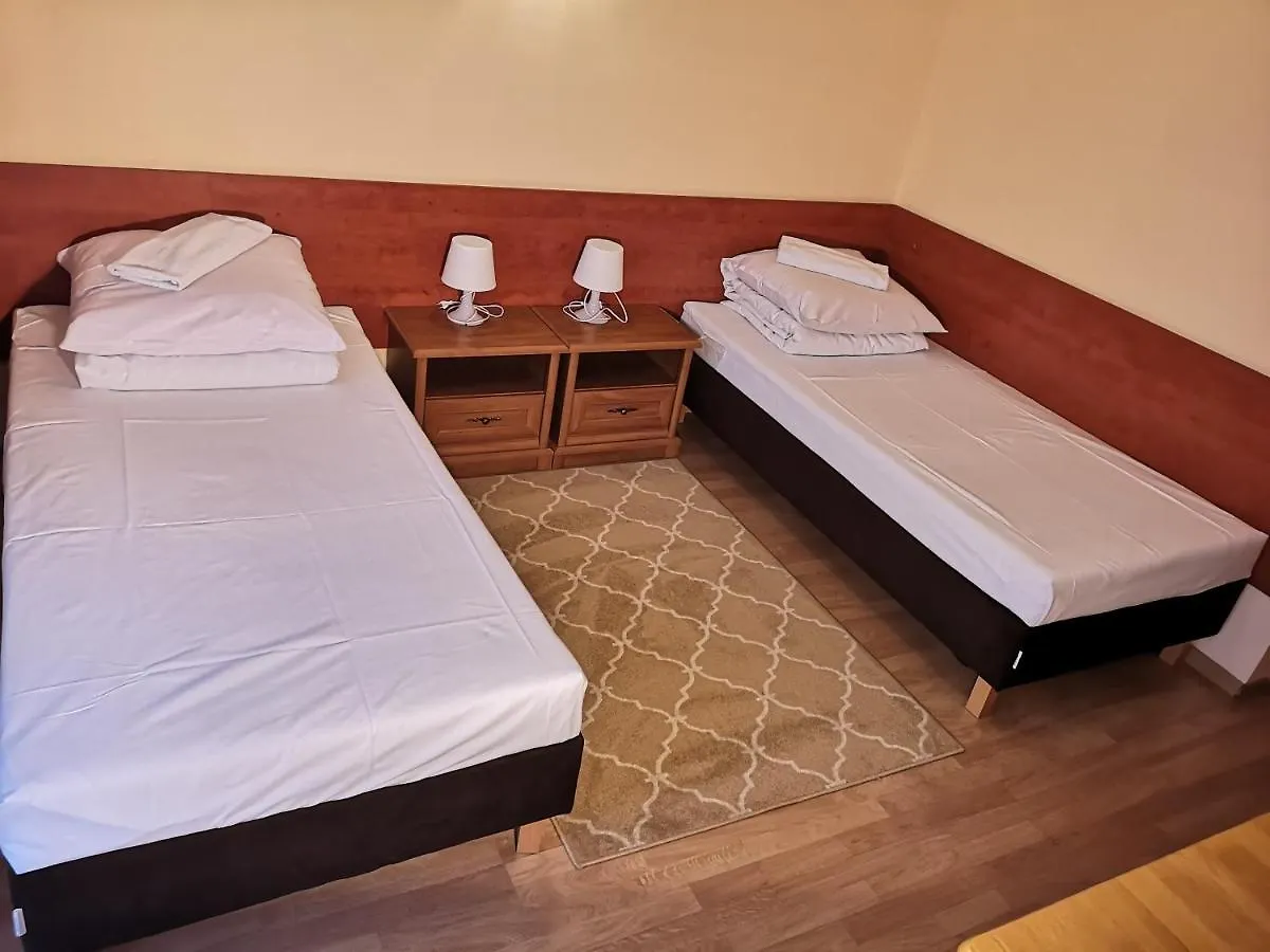 **  Hotel Duka Warszawa Polska
